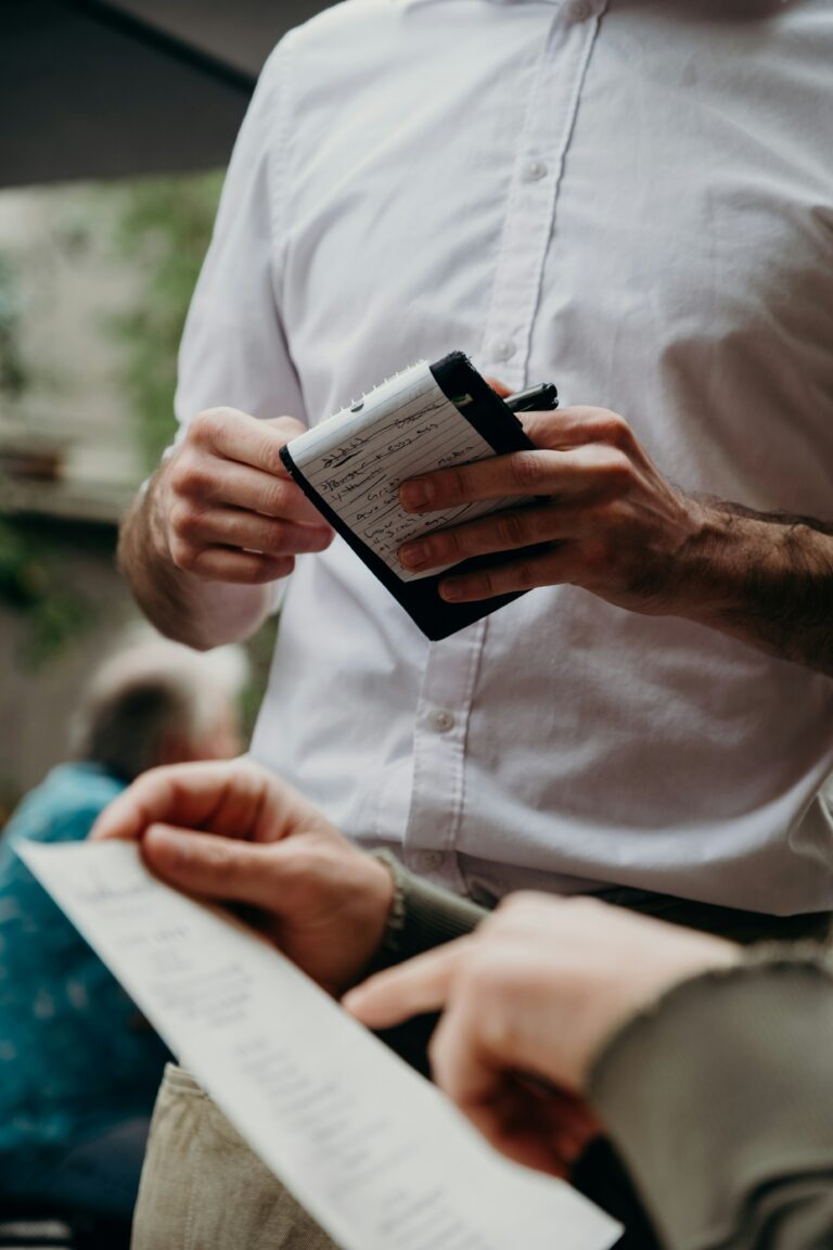 Contrat d’extra 100% conforme : les mentions obligatoires à ne surtout pas oublier