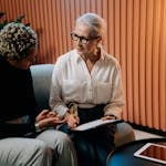 Loi Senior, ce qui change (vraiment) pour l’emploi des salariés expérimentés